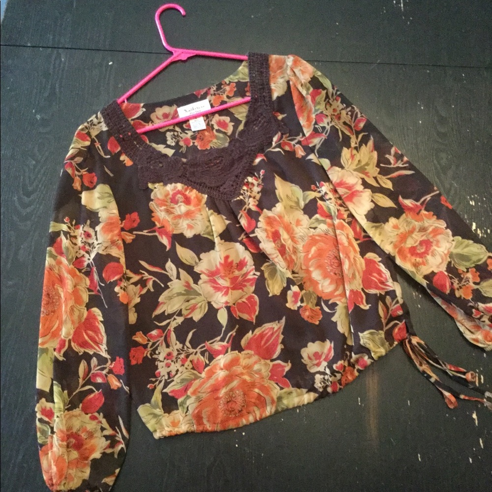 Katherine blouse size small